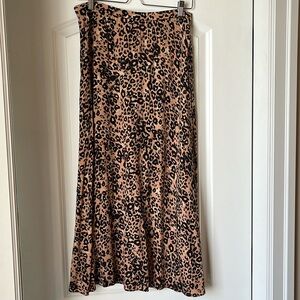 Leopard Print Maxi skirt Aritzia